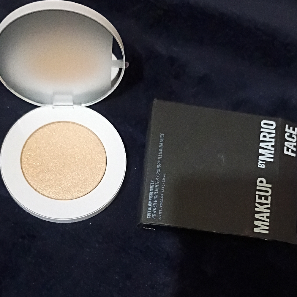 Makeup By Mario Luminous Champagne Highlighter